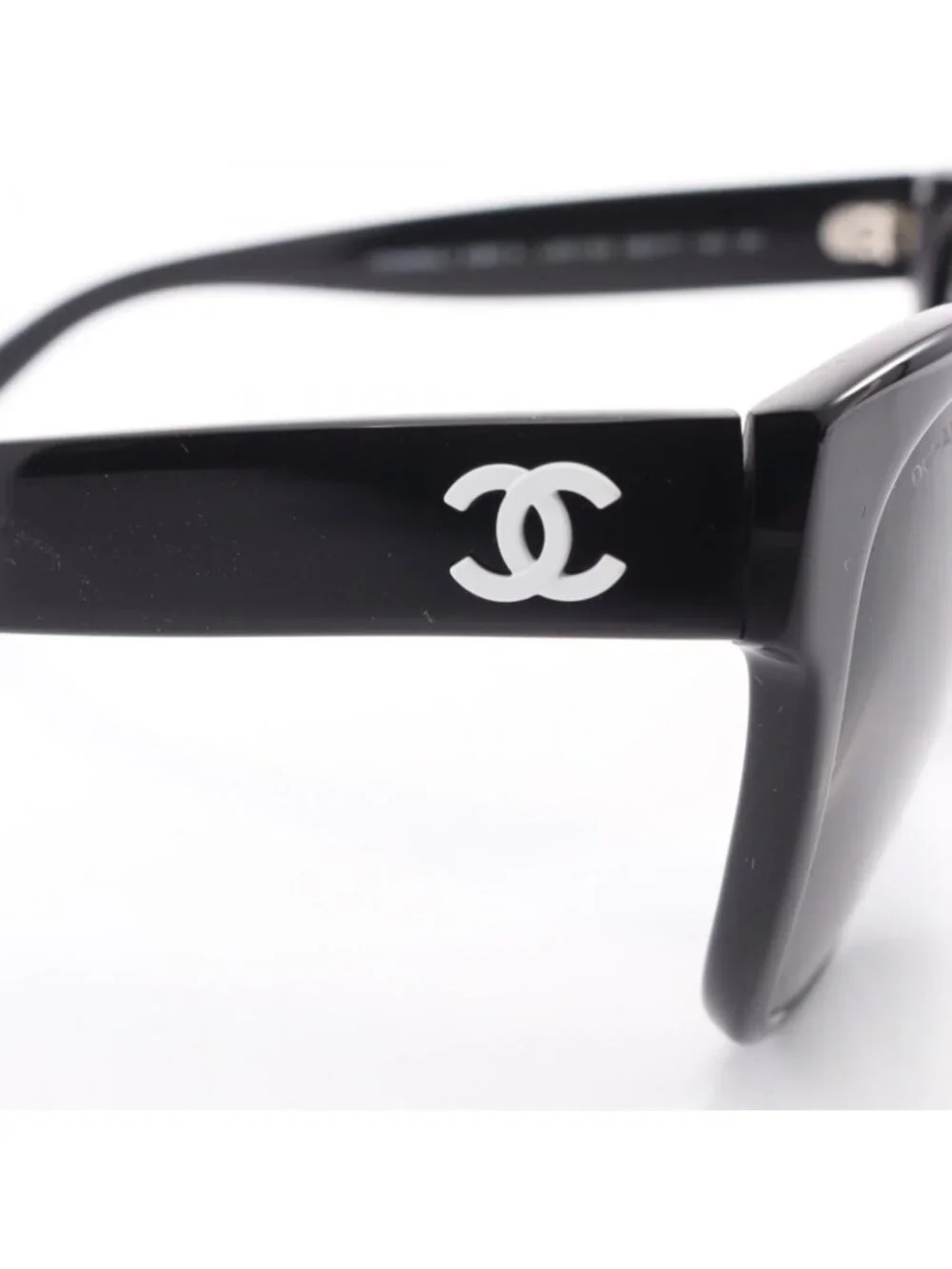 Chanel Sunglasses CC Logo Eyewear
